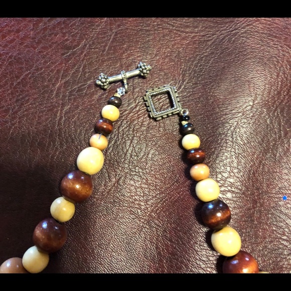 Necklace and bracelet-EUC - Picture 9 of 12